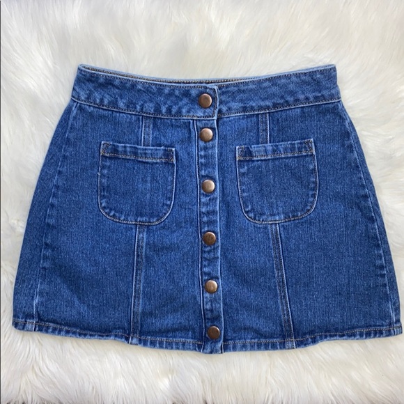 Brandy Melville Mini Button Down Jean Skirt #41N - Picture 2 of 5